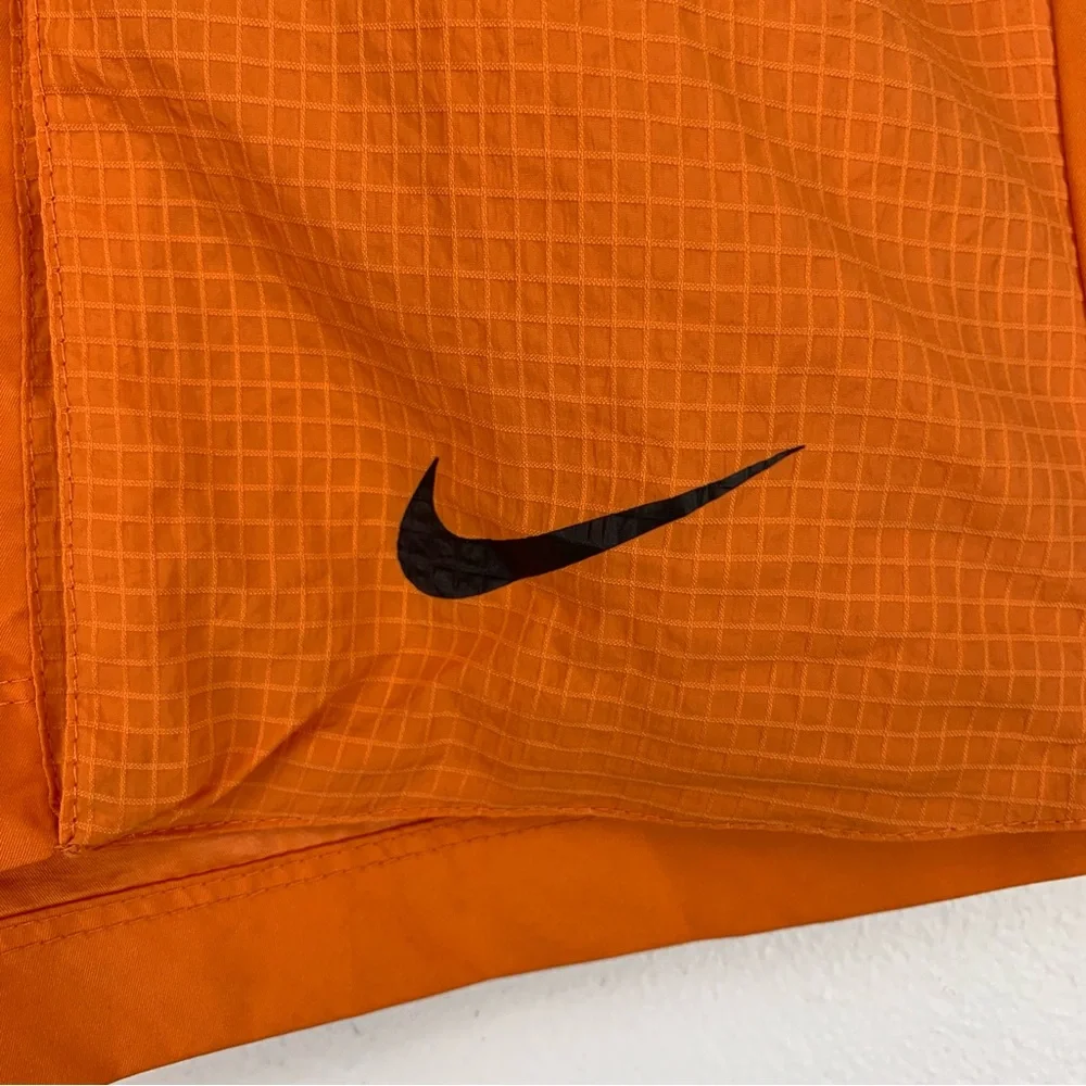 Nike Womens Black Swoosh Polyester Woven Shorts Orange Rip Stop CJ3807806 Size M